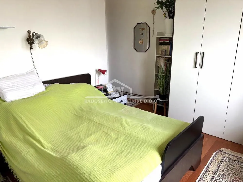 Prodaja, dvosoban stan, 55m², Labudovo Brdo, Beograd