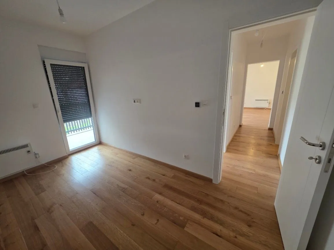 Sale, two bedroom apartment, 59m², Centar, Kolašin