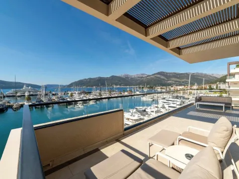 Prodaja, stan, 236m², Porto Montenegro, Tivat - image 18