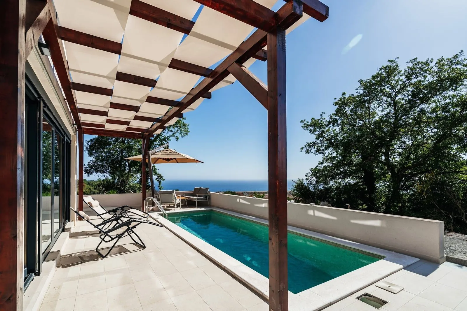 Prodaja, kuća, 114m², Blizikuće, Budva