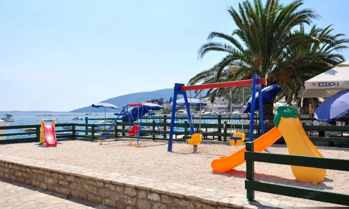 Prodaja, kuća, 500m², Herceg Novi, Crna Gora