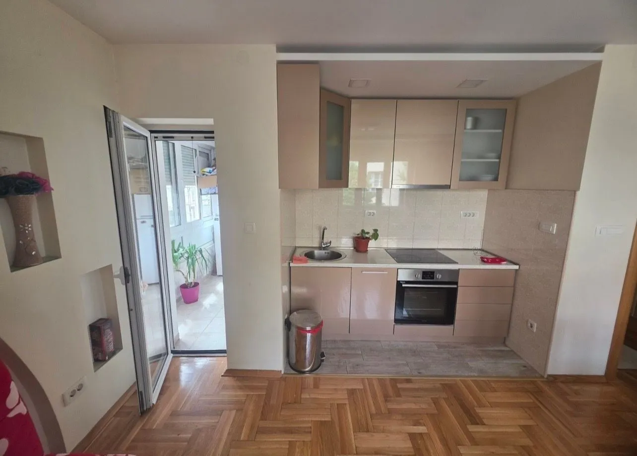 Rent, two bedroom apartment, 68m², Centar, Podgorica
