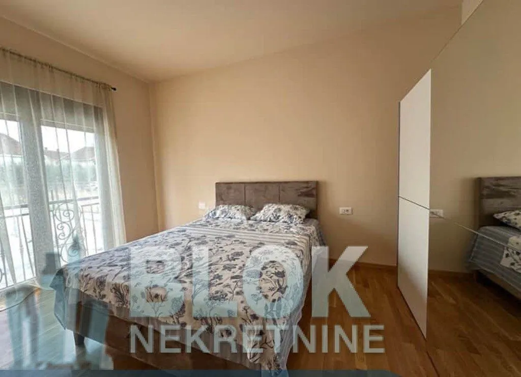 Izdavanje, dvosoban stan, 76m², Dalmatinska ulica, Podgorica