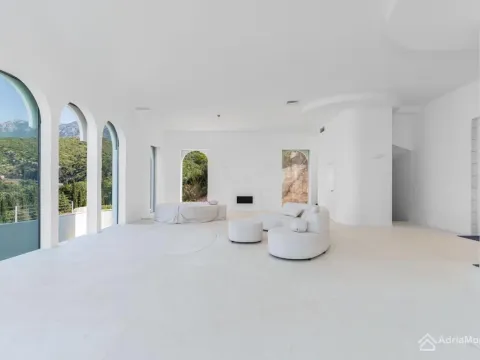 Prodaja, kuća, 375m², Budva, Crna Gora - image 2