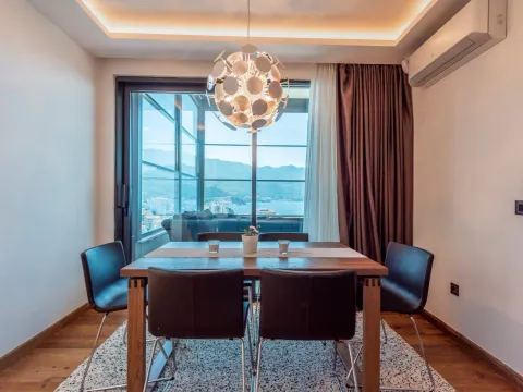 Sale, five bedroom apartment, 300m², Bečići, Budva - image 14