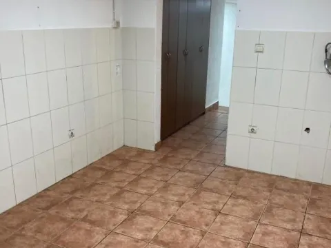 Rent, office space, 38m², Cara Dušana, Novi Sad Sve Podlokacije - image 6