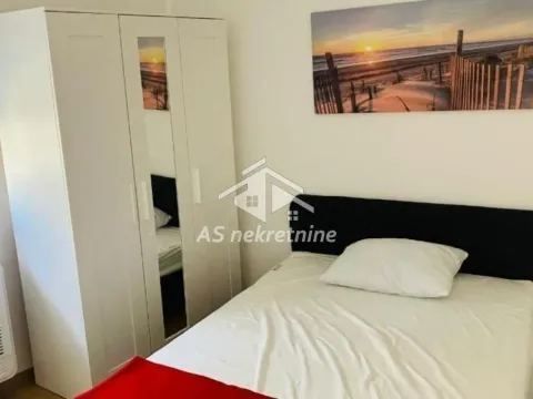 Izdavanje, dvosoban stan, 42m², Gradska Bolnica, Zvezdara Sve Podlokacije - image 5