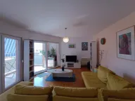 Prodaja, dvosoban stan, 81m², Mažina, Tivat - image 1