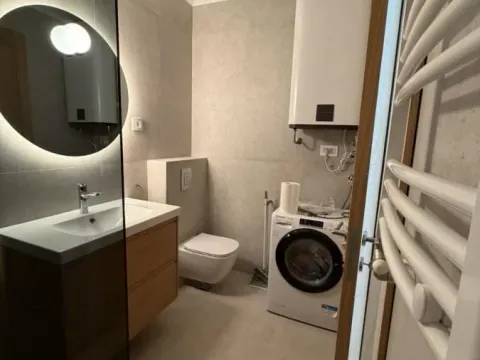 Izdavanje, četvorosoban stan, 105m², Bulevar Oslobodjenja, Novi Sad Sve Podlokacije - image 31