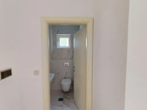 Prodaja, dvosoban stan, 68m², Tivat, Crna Gora - image 17