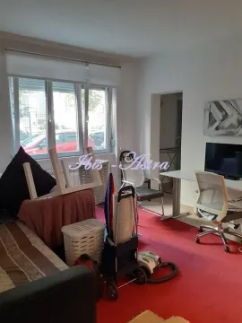 Izdavanje, trosoban stan, 59m², Vračar Centar, Vračar Sve Podlokacije - image 2