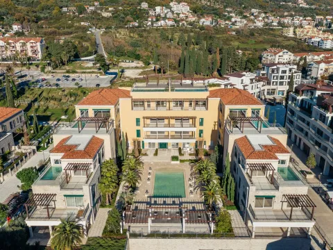 Prodaja, trosoban stan, 382m², Portonovi, Herceg Novi - image 2