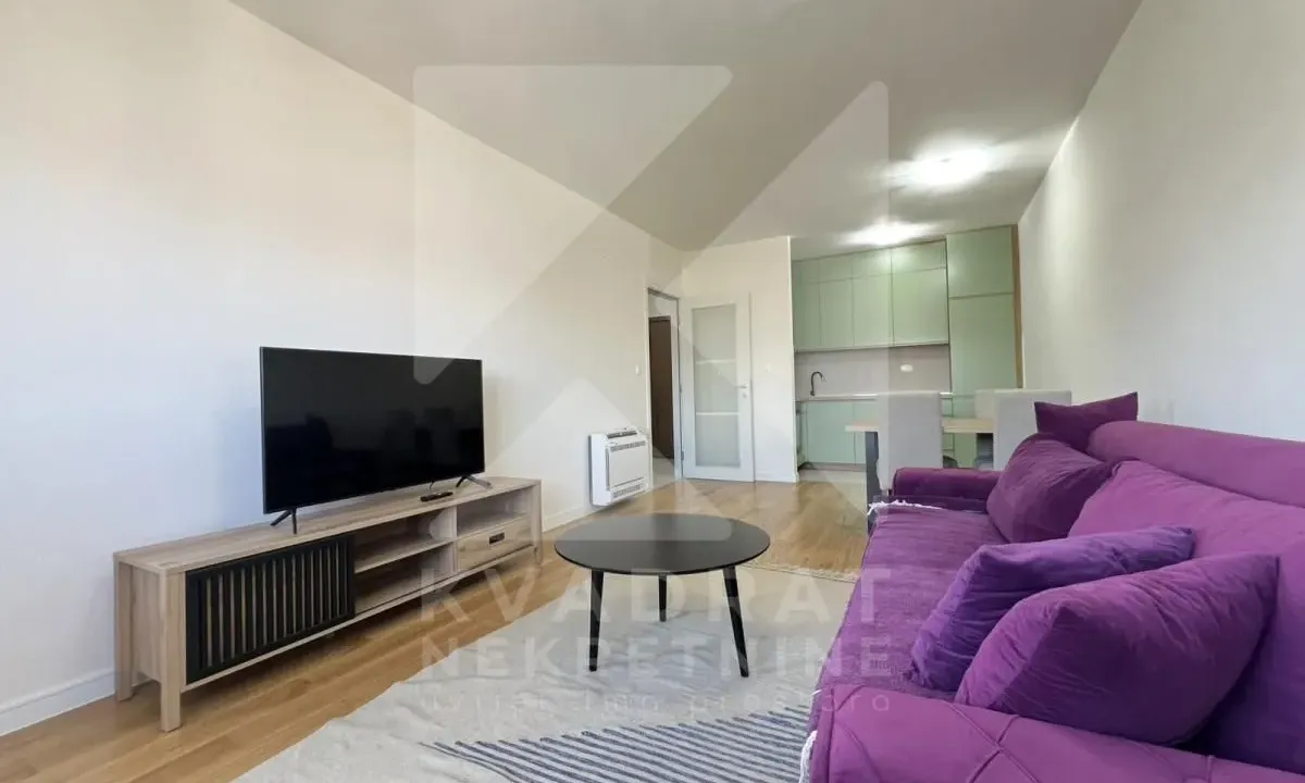 Rent, two bedroom apartment, 72m², Central Point, Podgorica