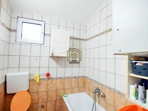 Prodaja, kuća, 54m², Gornja Gorica, Podgorica - image 10