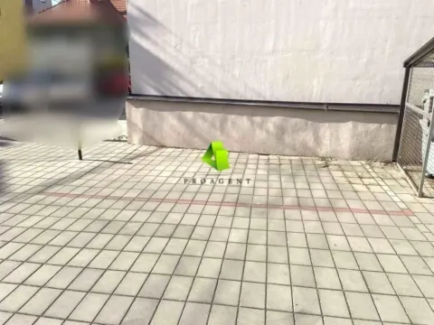 Rent, parking/garage, 15m², Palilula, Niš