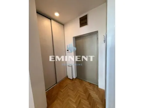 Rent, two bedroom apartment, 41m², Neimar, Vračar Sve Podlokacije - image 17