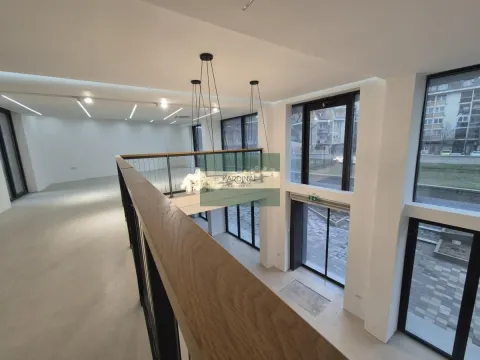 Rent, office space, 257m², Centar, Paraćin - image 21