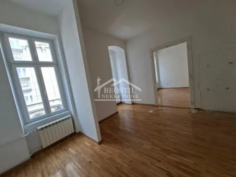 Izdavanje, poslovni prostor, 594m², Stari Grad, Beograd - image 14