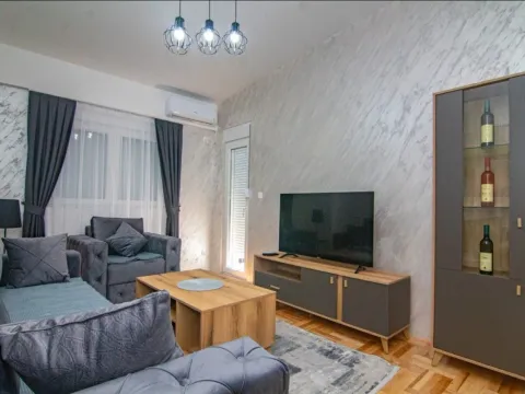 Rent, apartment, 43m², Tuški Put, Podgorica - image 2