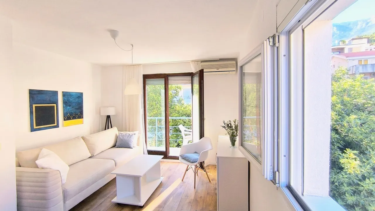 Rent, one bedroom apartment, 43m², Lazi, Budva