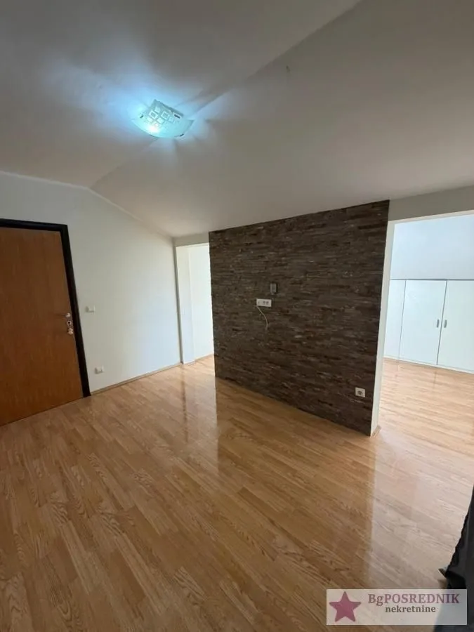 Sale, four bedroom apartment, 120m², Mladenovac, Beograd