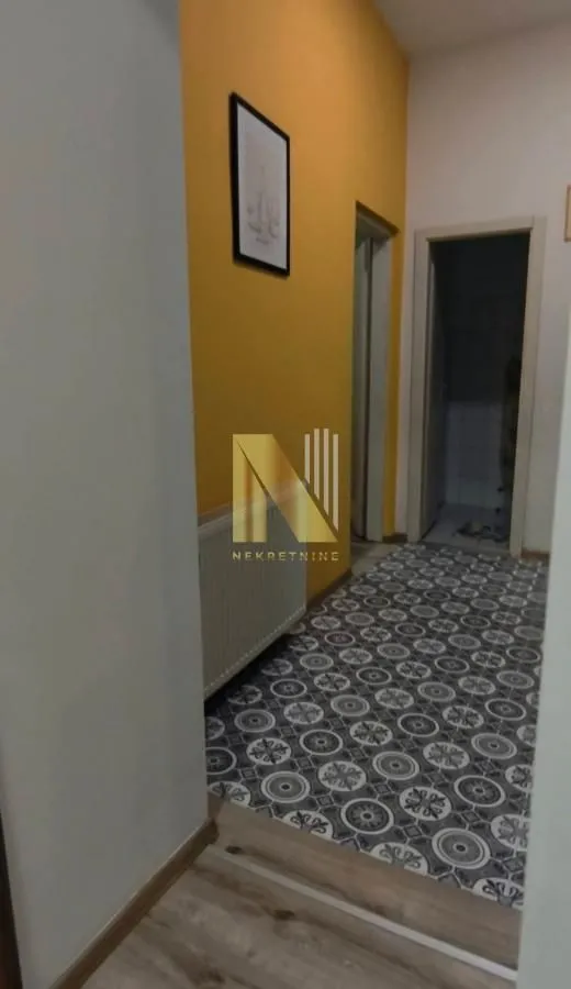 Izdavanje, jednosoban stan, 40m², Novi Sad, Srbija