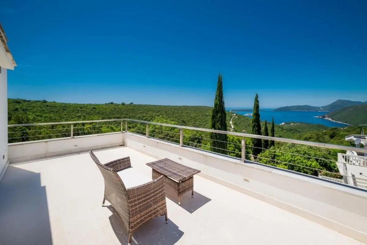 Prodaja, kuća, 240m², Žanjice, Herceg Novi