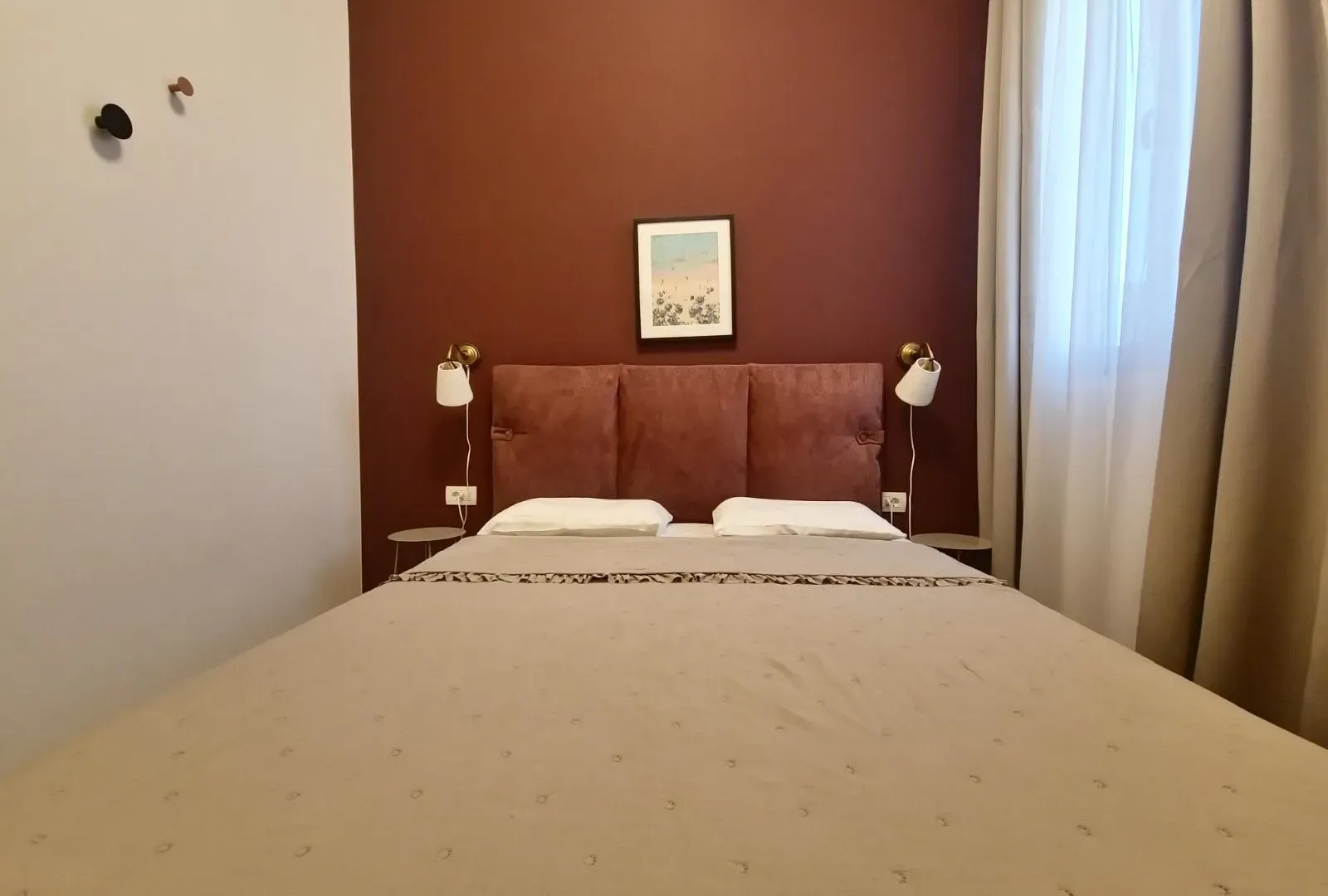 Izdavanje, dvosoban stan, 68m², Lastva Grbaljska, Kotor