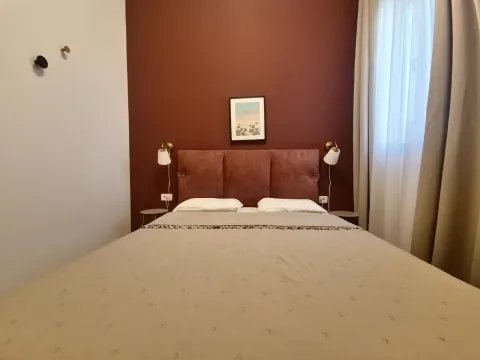 Rent, two bedroom apartment, 68m², Lastva Grbaljska, Kotor - image 6