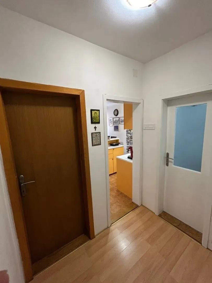 Sale, three bedroom apartment, 78m², Karaburma, Palilula Sve Podlokacije