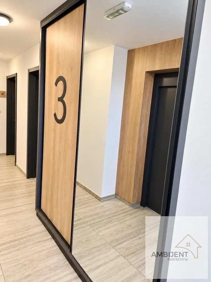 Prodaja, garsonjera, 22m², Centar, Inđija