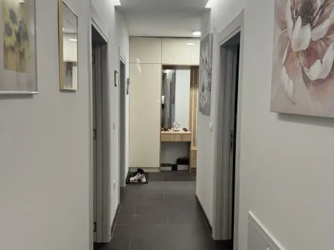 Prodaja, trosoban stan, 85m², Ruma, Srbija - image 16