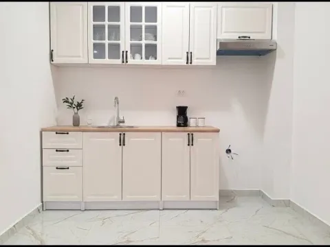 Izdavanje, jednosoban stan, 47m², Zagorič, Podgorica - image 4