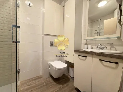 Prodaja, jednosoban stan, 47m², City Kvart, Podgorica - image 8