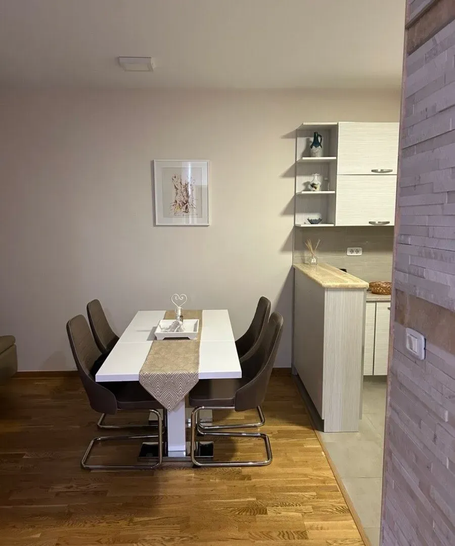 Rent, two bedroom apartment, 65m², City Kvart, Podgorica