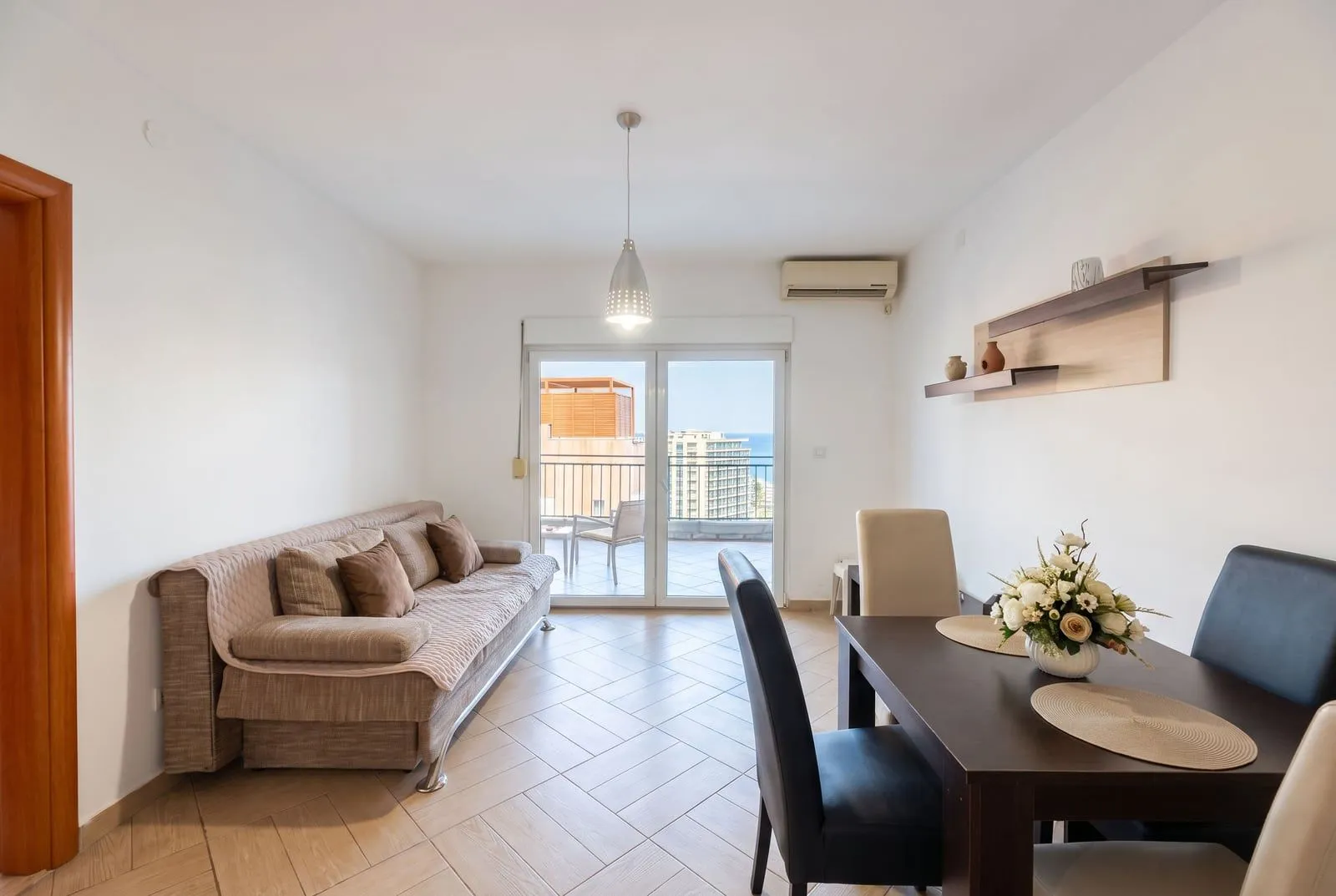 Rent, two bedroom apartment, 56m², Budva, Crna Gora