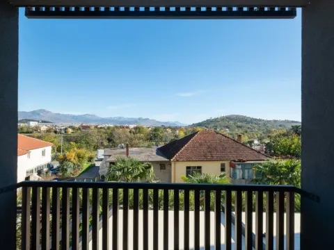 Prodaja, trosoban stan, 95m², Gornja Gorica, Podgorica - image 14