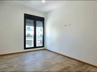 Izdavanje, dvosoban stan, 60m², City Kvart, Podgorica - image 3