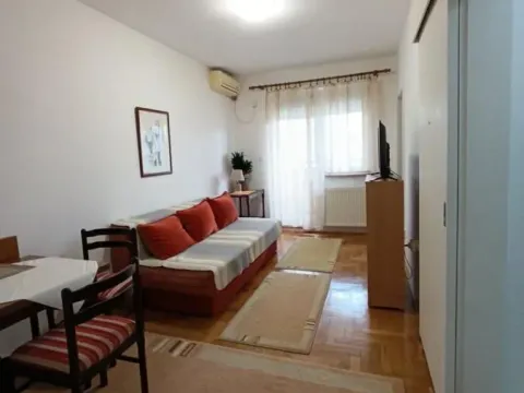 Izdavanje, jednosoban stan, 39m², Grbavica, Novi Sad Sve Podlokacije - image 10