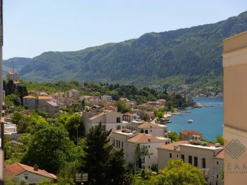 Prodaja, jednosoban stan, 52m², Dobrota, Kotor - image 20