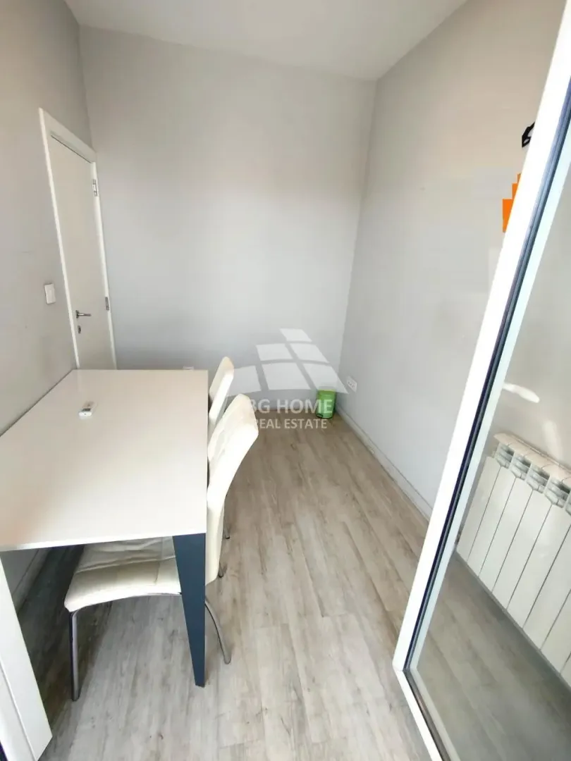 Rent, apartment, 118m², Đeram Pijaca, Beograd