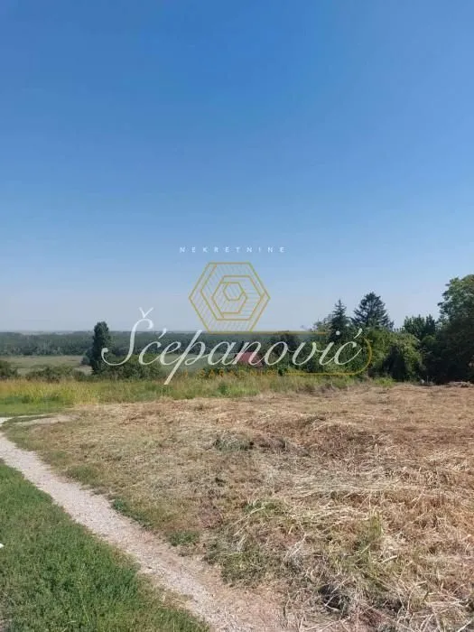Prodaja, kuća, 360m², Petrovaradin, Novi Sad