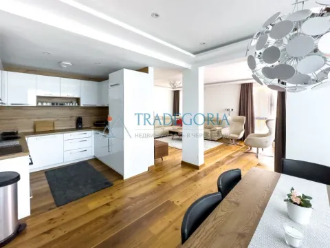 Prodaja, stan, 300m², Bečići, Budva - image 27