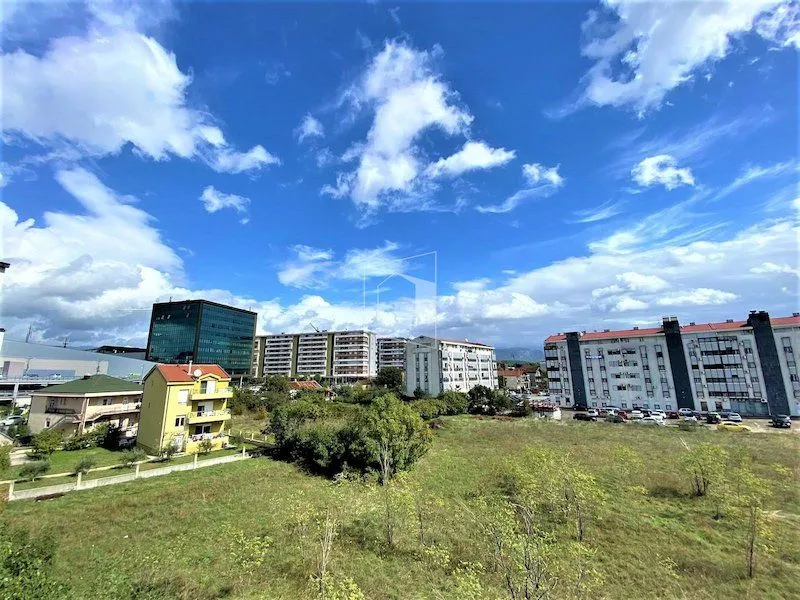 Rent, apartment, 100m², 1 maj, Podgorica