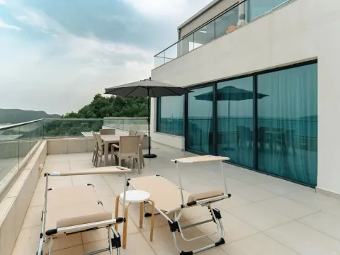 Prodaja, trosoban stan, 234m², Bečići, Budva - image 4