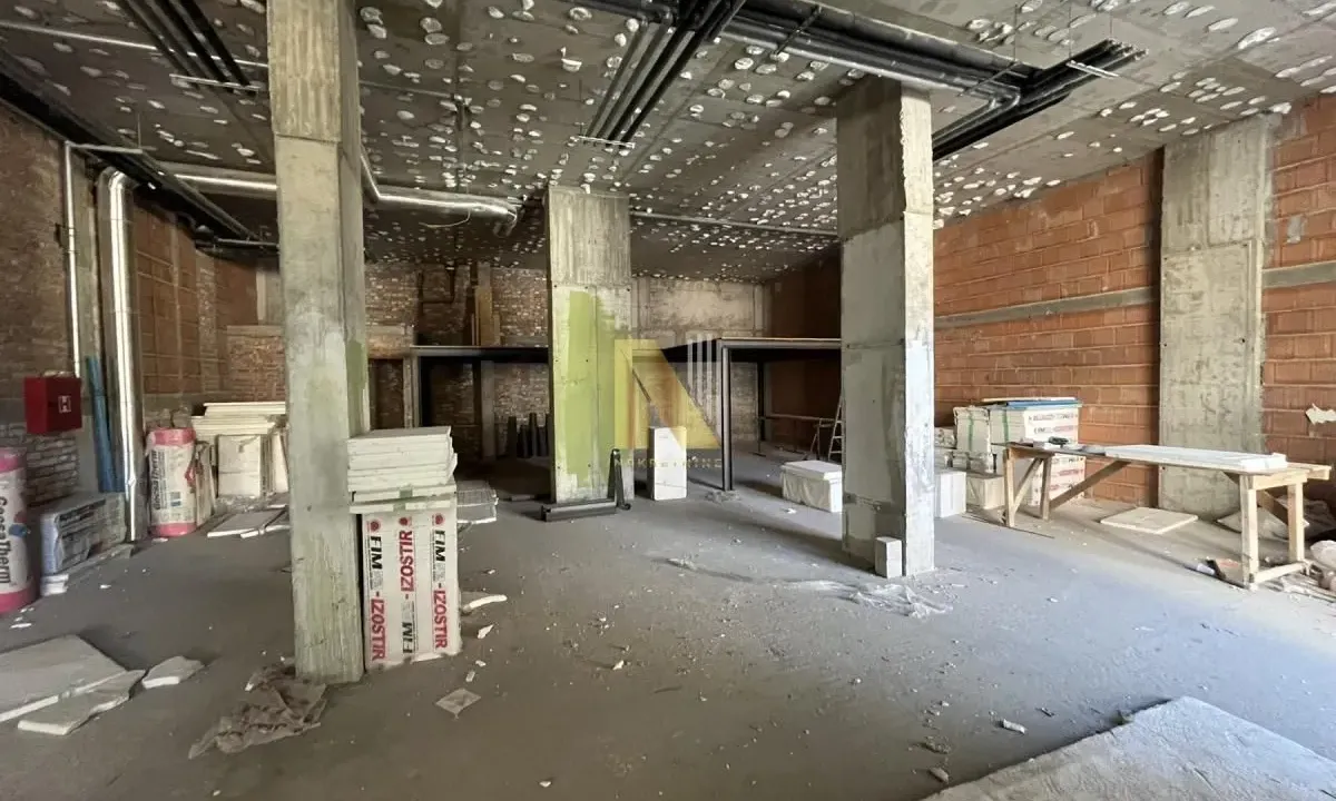 Izdavanje, poslovni prostor, 147m², Podbara, Novi Sad Sve Podlokacije