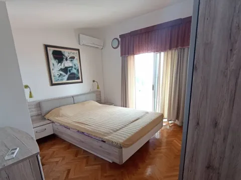 Rent, house, 100m², Dobra Voda, Budva - image 11