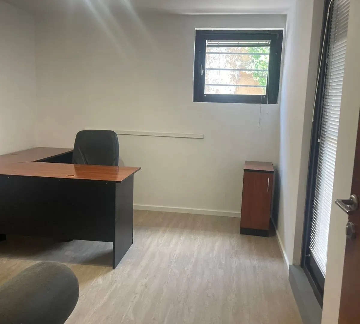 Rent, office space, 45m², Zaobilaznica, Budva