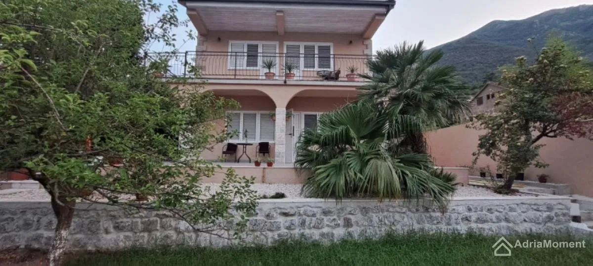 Prodaja, kuća, 140m², Prčanj, Kotor