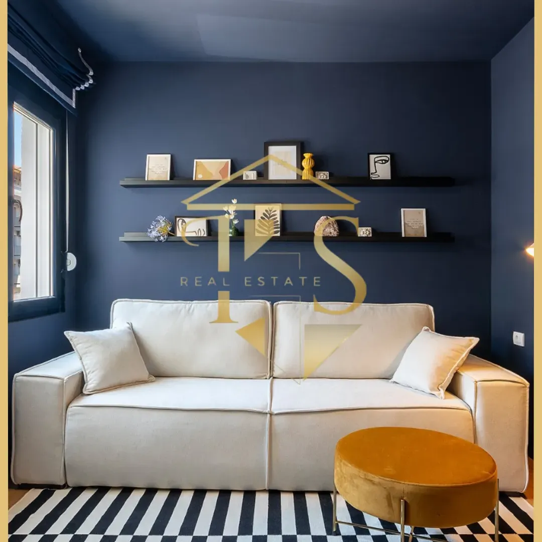 Izdavanje, dvosoban stan, 77m², Centar, Tivat